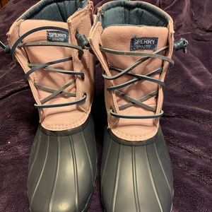 Sperry Duckboots Girl’s size 5/ Women’s size 7
